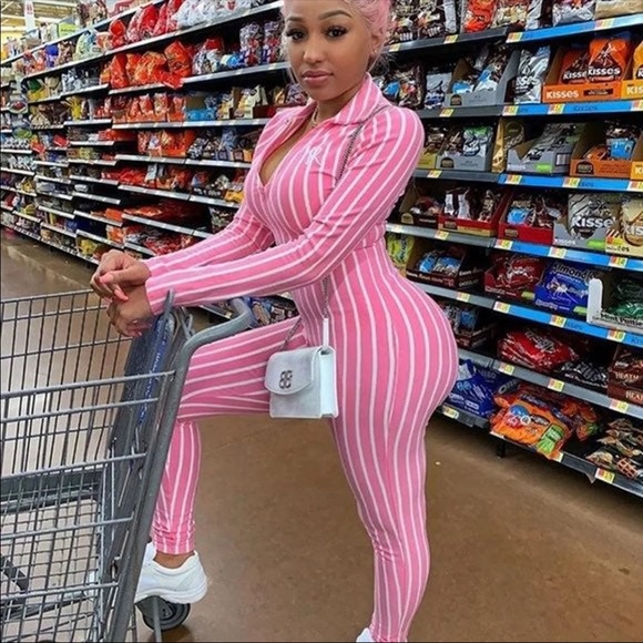 Gsuwoo jumpsuit - Picture 3 of 3